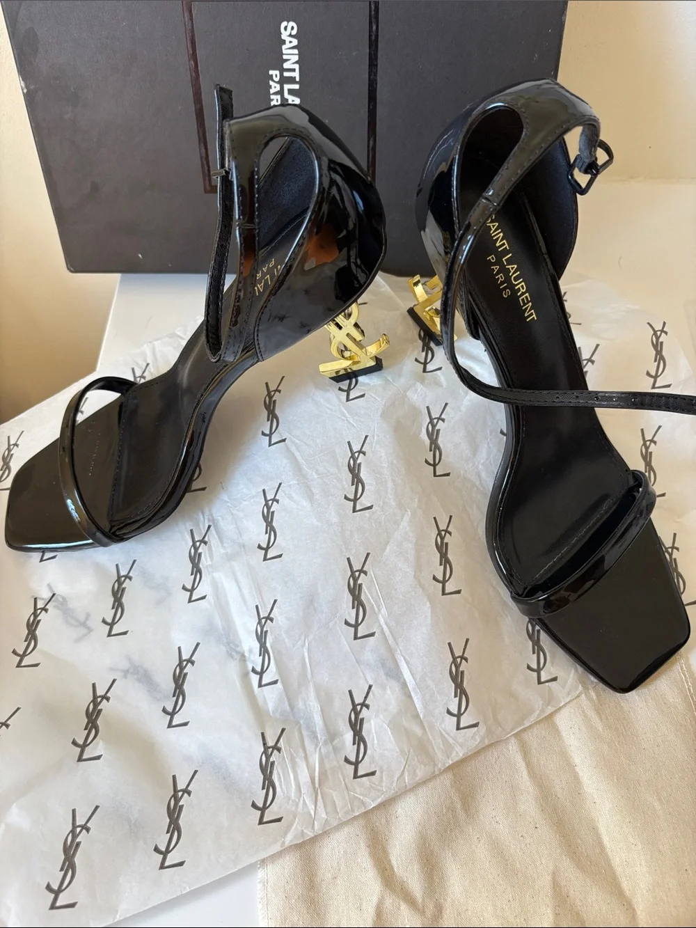 Saint Laurent Black Patent Sandals with Gold YSL Logo Heel - Picture 2 of 2